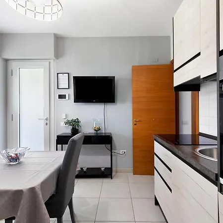 Bed & Breakfast Zampamare Bb - Anzio